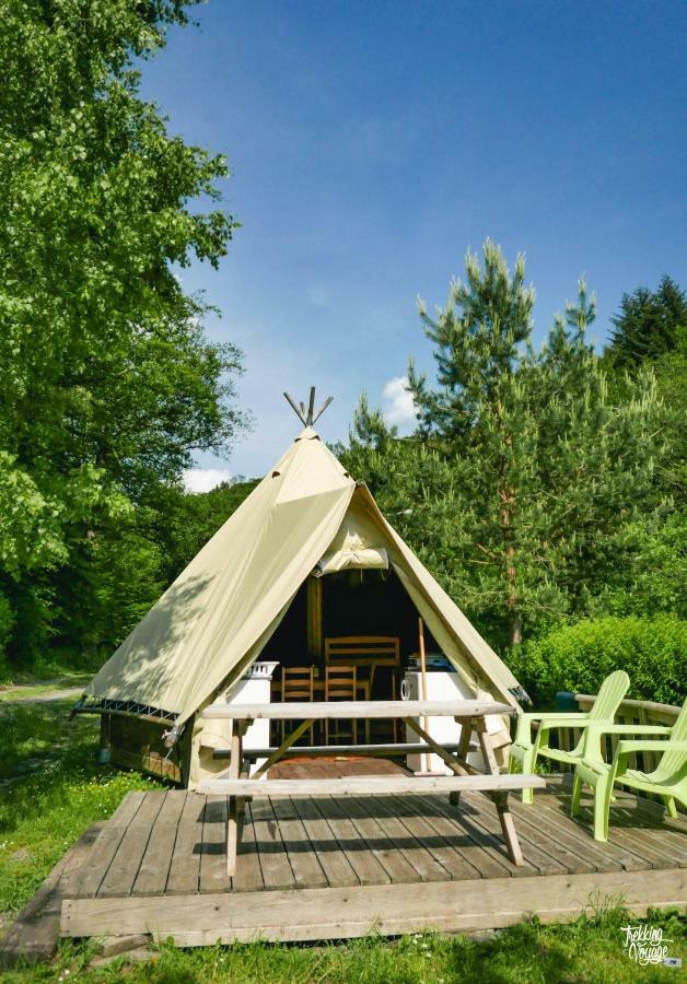 Camping Le Canada-Insolite Chiny Zewnętrze zdjęcie